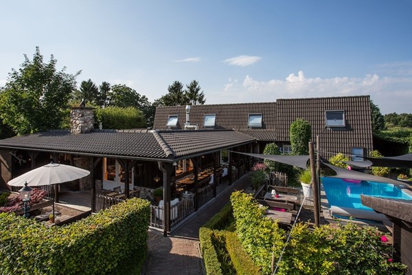 Buxus_2100px  (5 of 39) (3).jpg